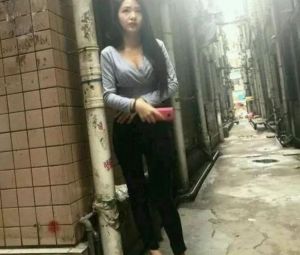 岛国女星叶爱：身高不足150cm的传奇转型之路