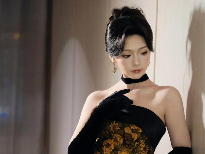 横店微短剧之夜 助力年轻演员,促产业发展 横店微短剧之夜 助力年轻演员,促产业发展