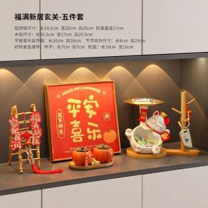 卧室里能不能放招财猫，招财猫摆放有讲究，客厅书房佳，卧室慎放