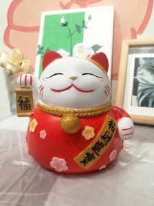 招财猫哪个颜色最招财，招财猫颜色位置影响，金色旺财，摆放有讲究